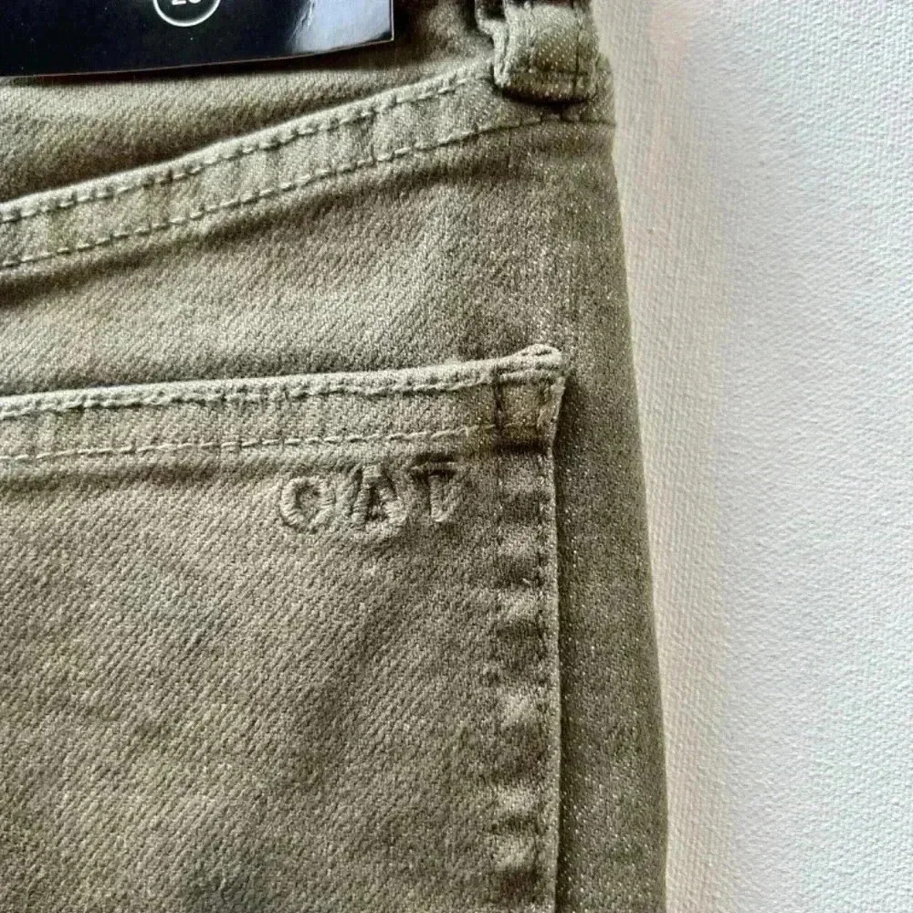 OAT New York army green Button down shorts size 26 - Picture 3 of 7